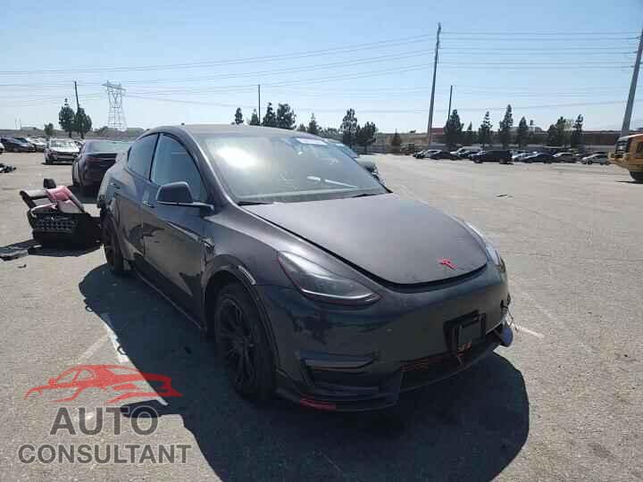 TESLA MODEL Y 2024 - 7SAYGAEE0RF059222