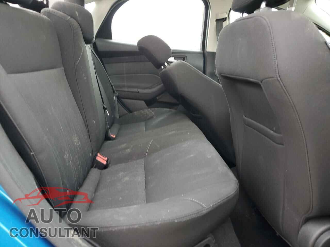 FORD FOCUS 2016 - 1FADP3F28GL218273