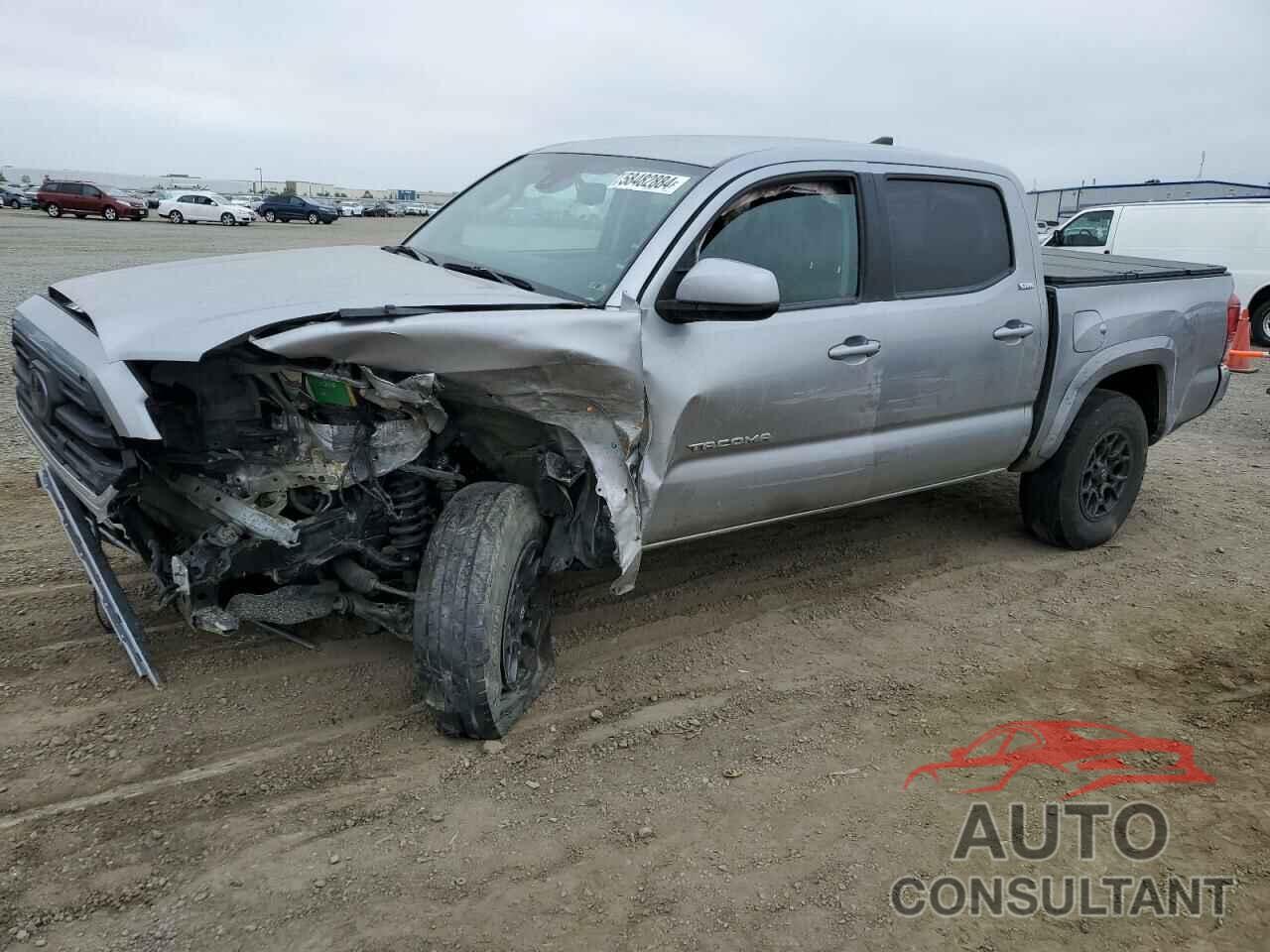 TOYOTA TACOMA 2018 - 5TFAZ5CN9JX056137