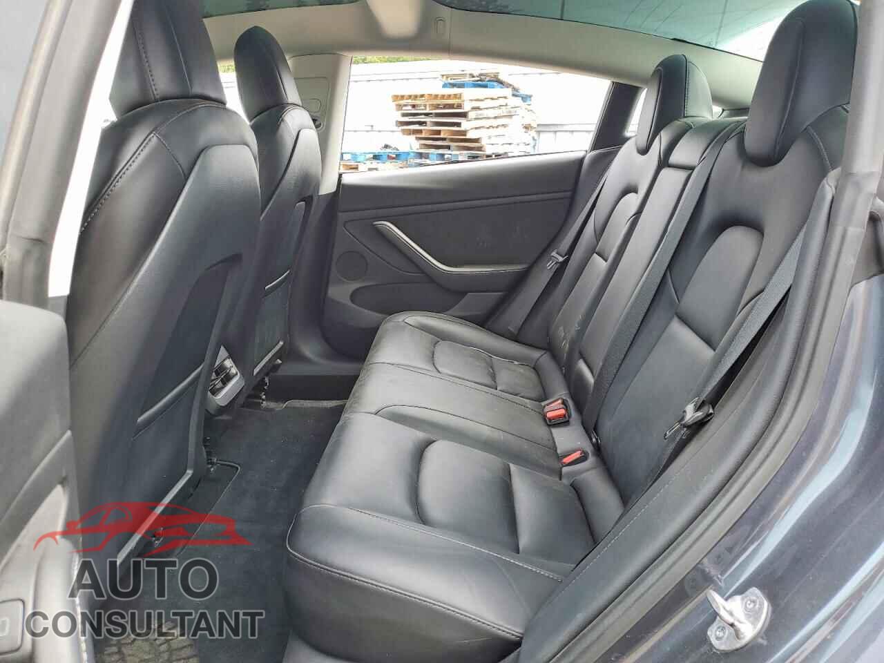 TESLA MODEL 3 2022 - 5YJ3E1EB0NF312357