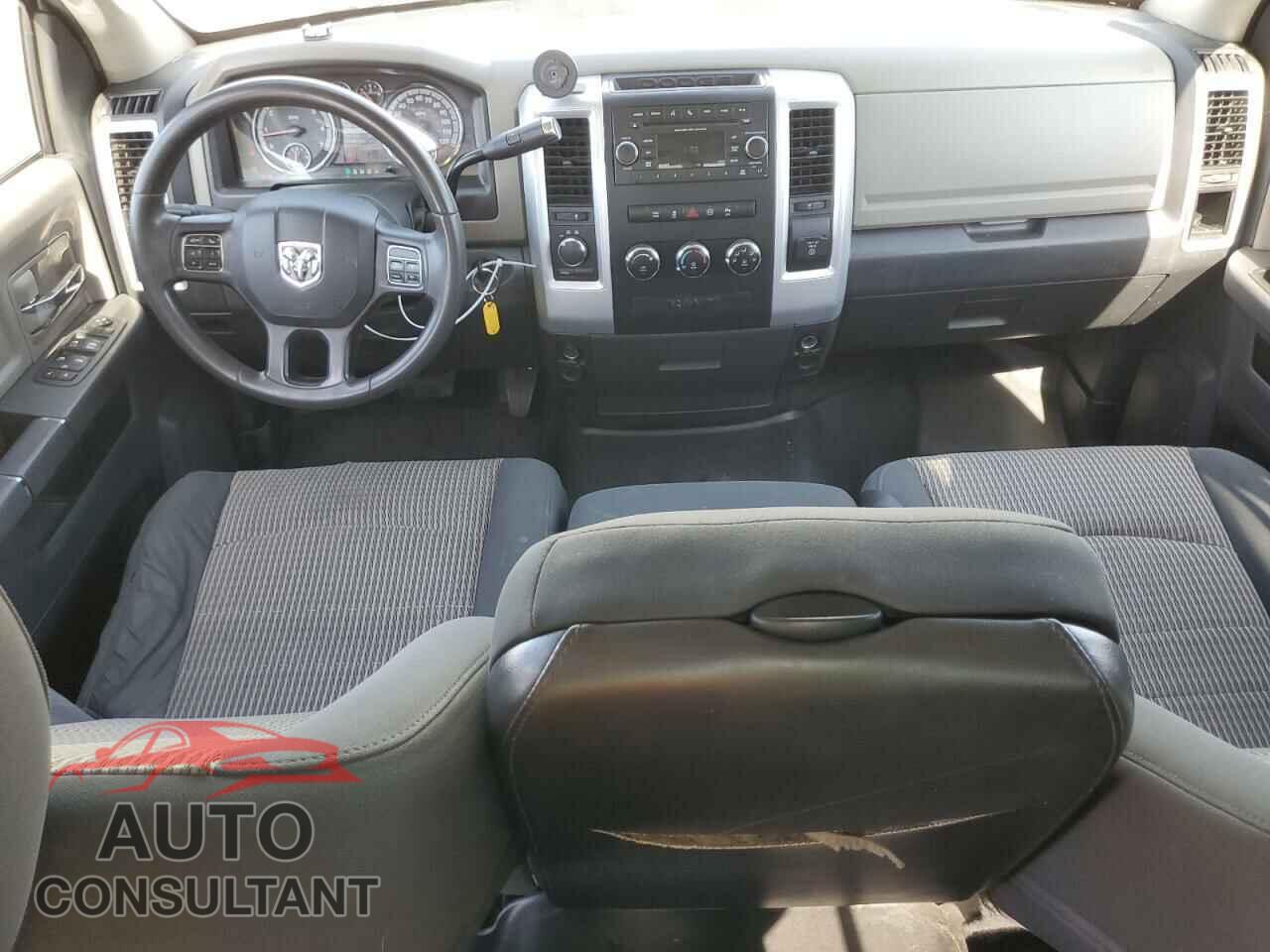 DODGE RAM 1500 2012 - 1C6RD7GT0CS266073