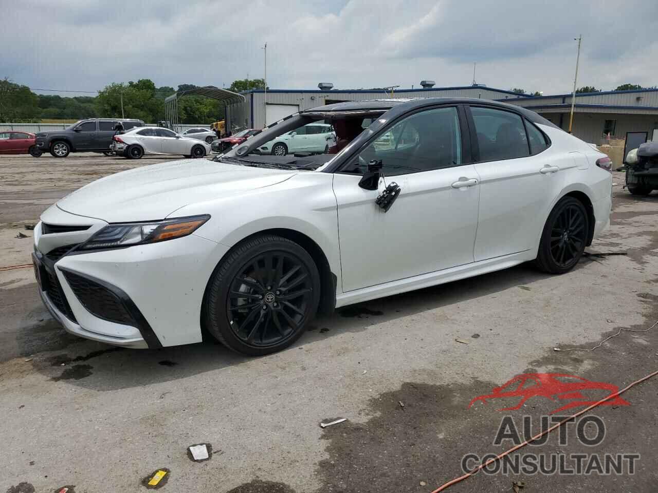 TOYOTA CAMRY 2024 - 4T1K61AK3RU194375