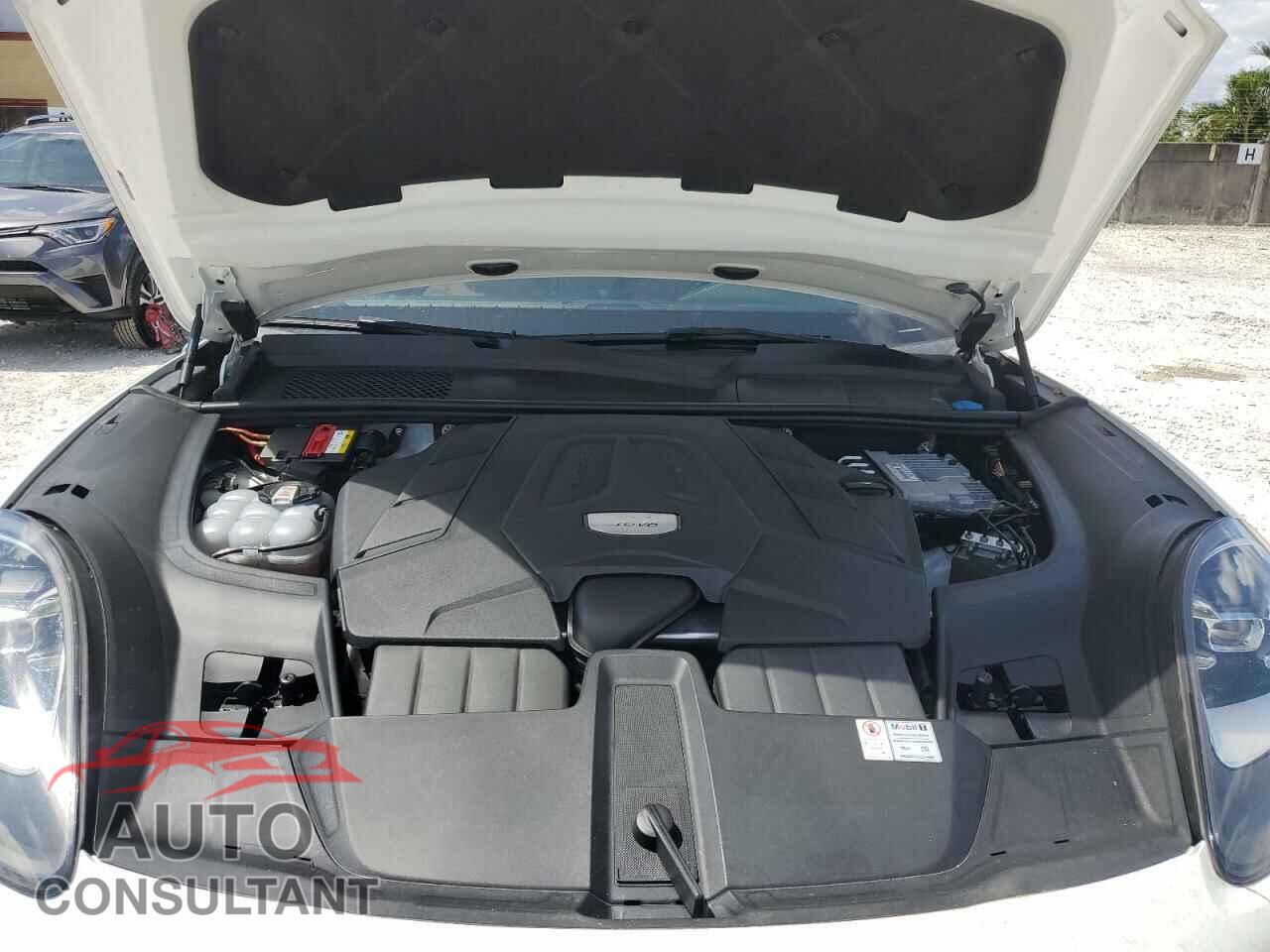 PORSCHE CAYENNE 2021 - WP1AA2AY2MDA05988