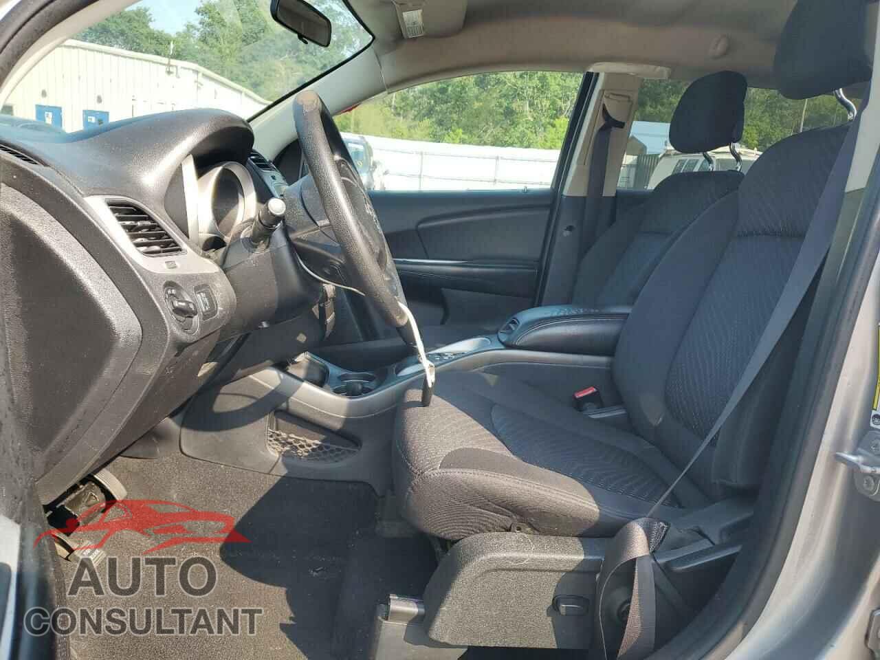 DODGE JOURNEY 2017 - 3C4PDCBG4HT532204