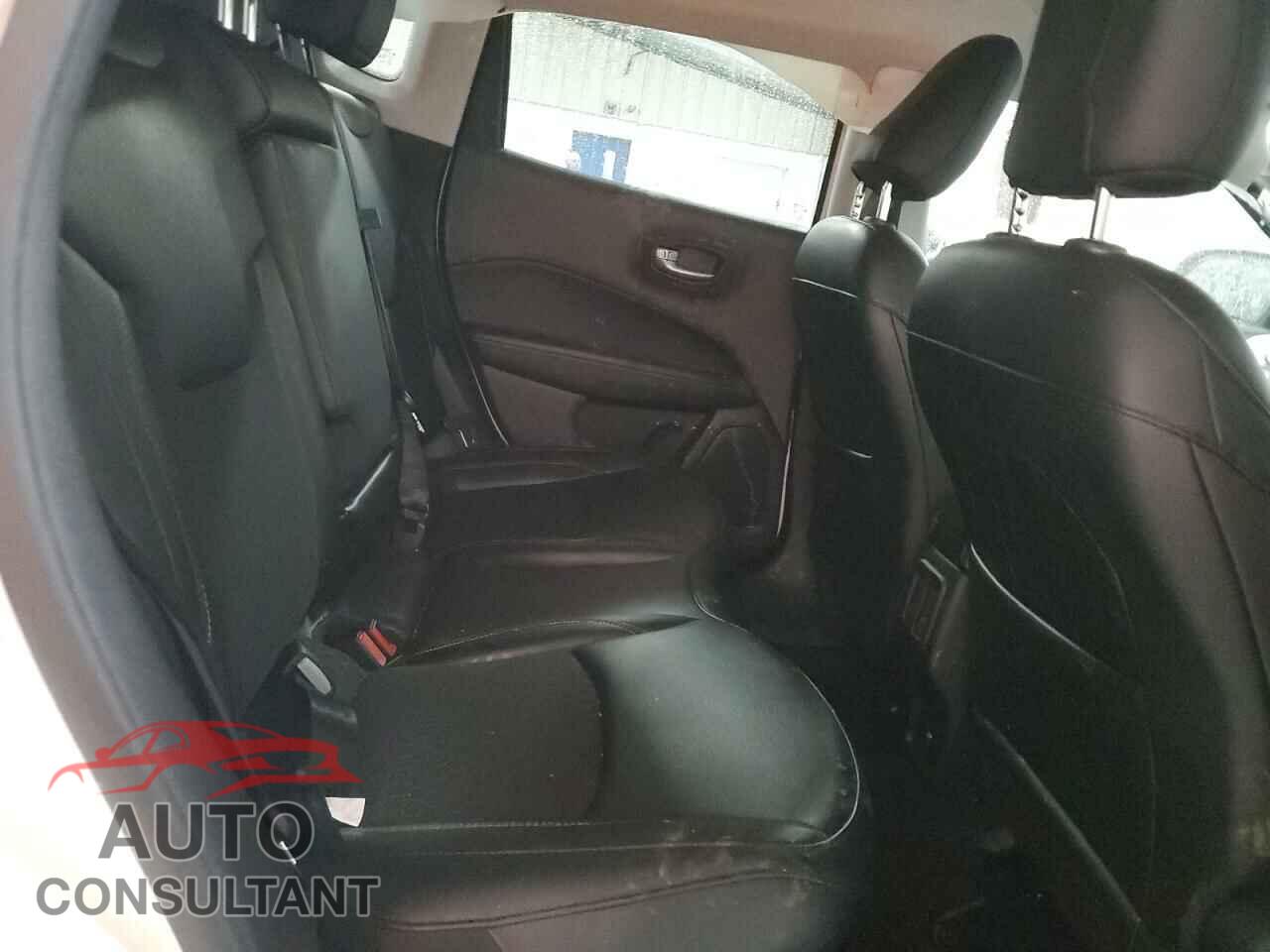 JEEP COMPASS 2020 - 3C4NJDBB0LT240052