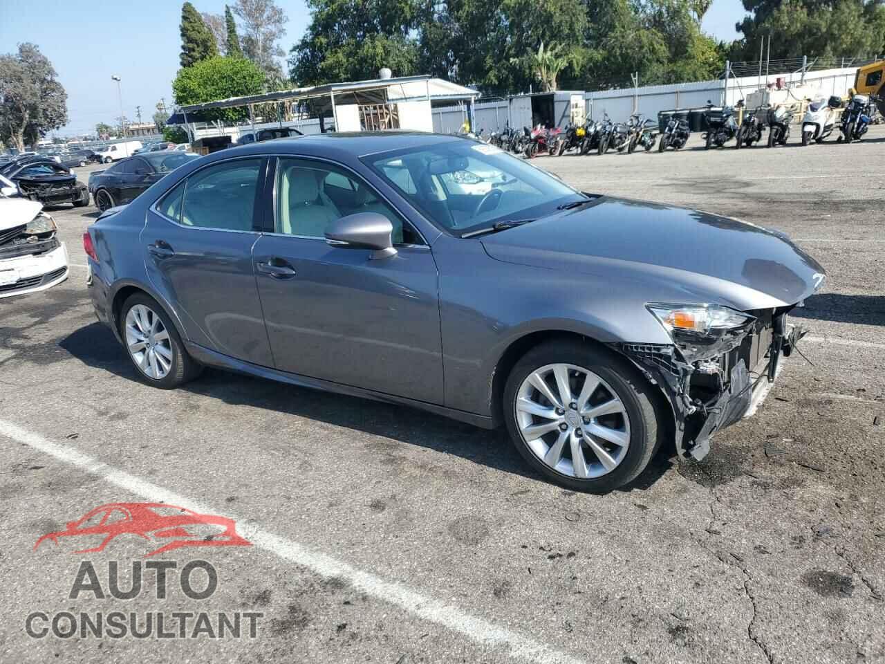 LEXUS IS 2014 - JTHBF1D23E5023743