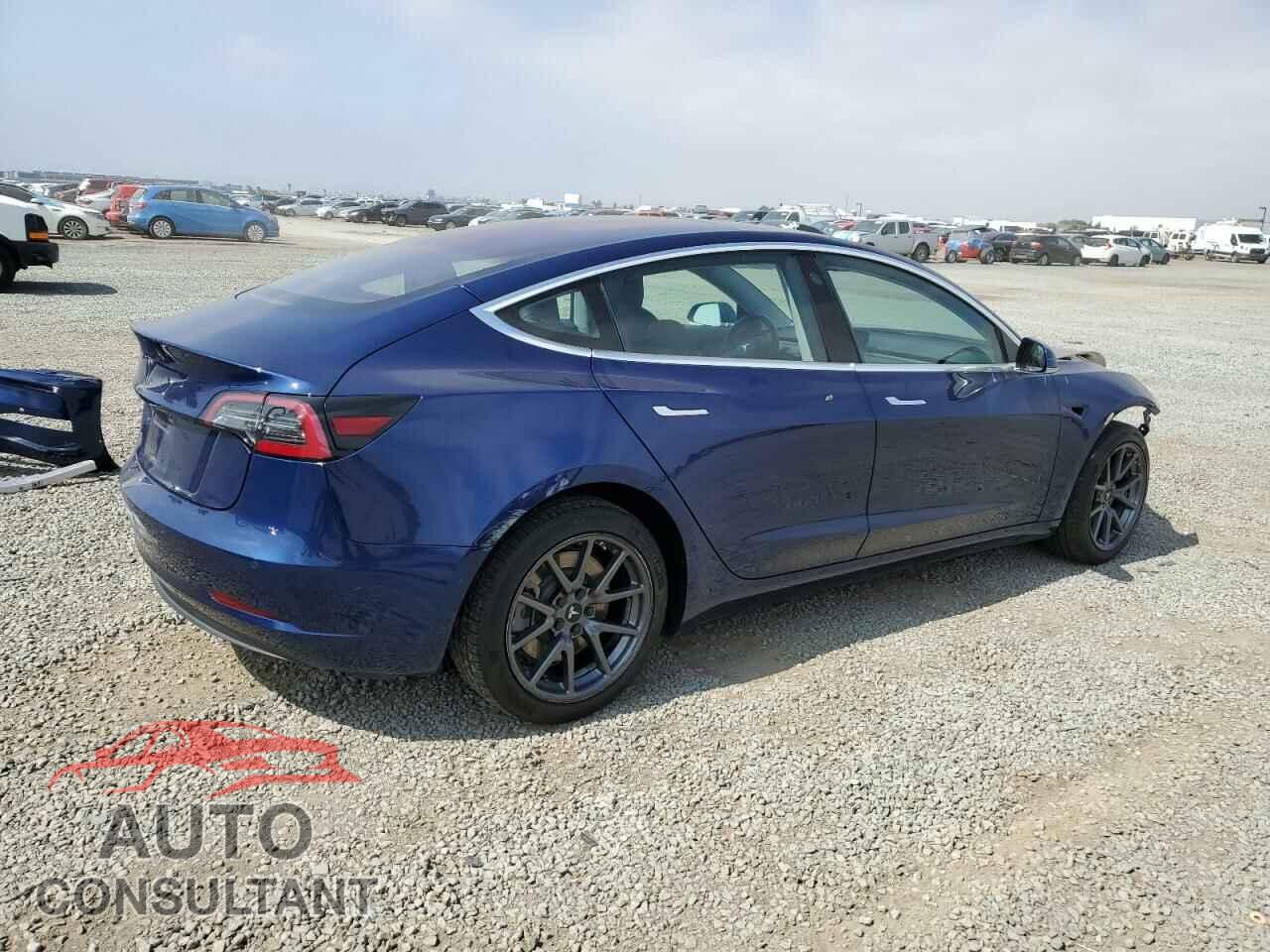 TESLA MODEL 3 2018 - 5YJ3E1EA5JF010550
