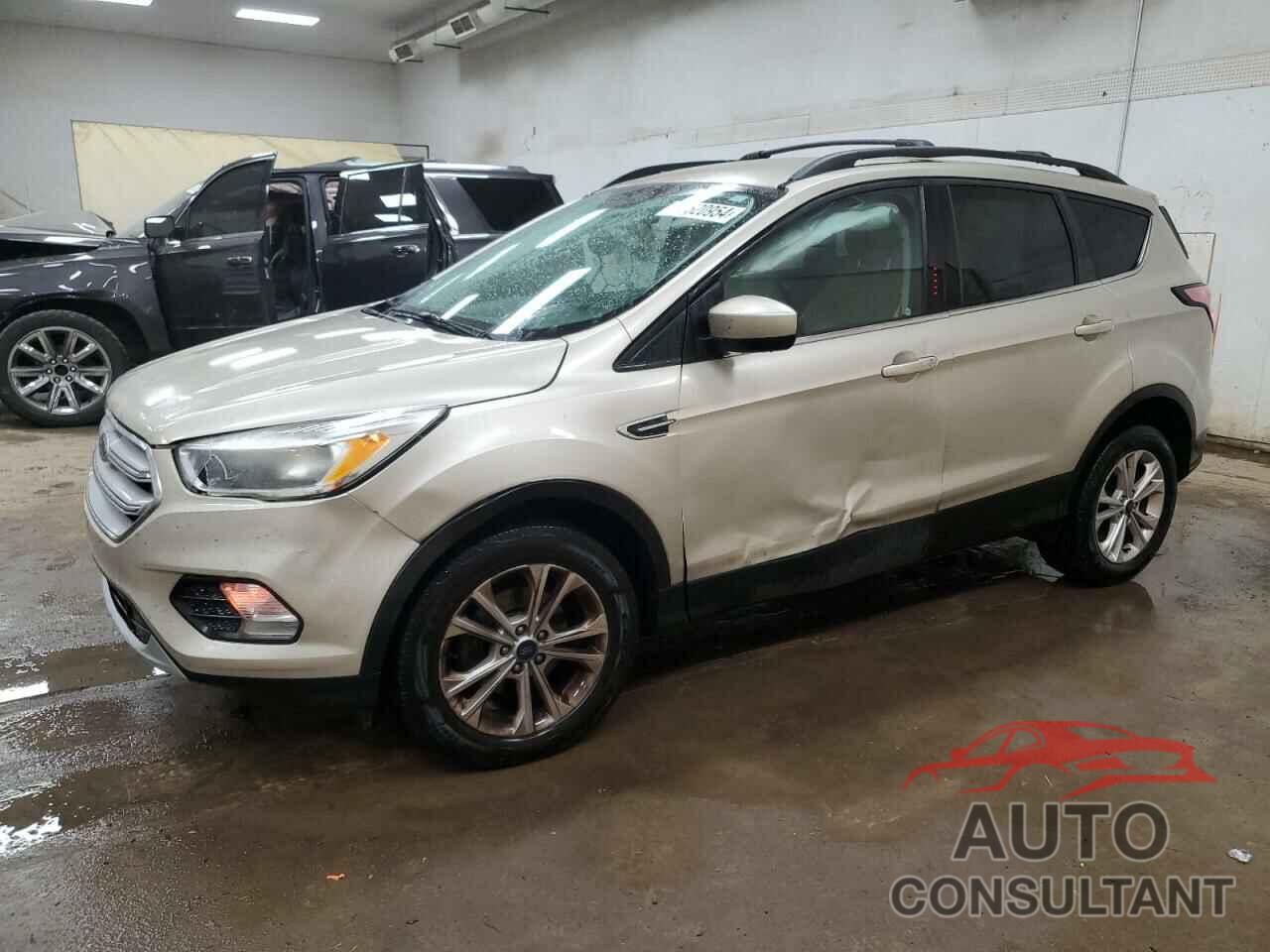 FORD ESCAPE 2018 - 1FMCU0GDXJUB40671