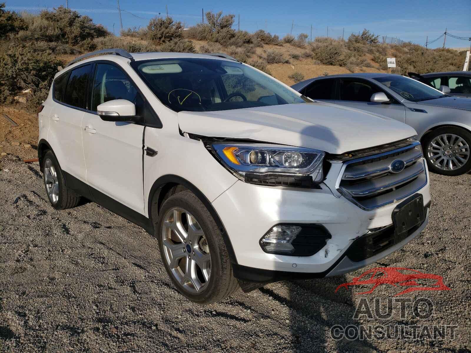 FORD ESCAPE 2019 - 1FMCU9J92KUC29712