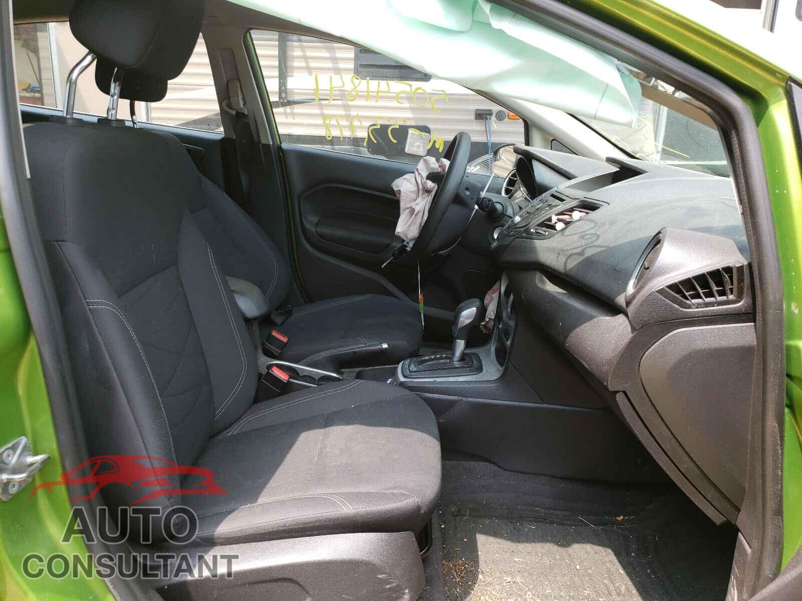 FORD FIESTA 2018 - 3FADP4EJ8JM138752