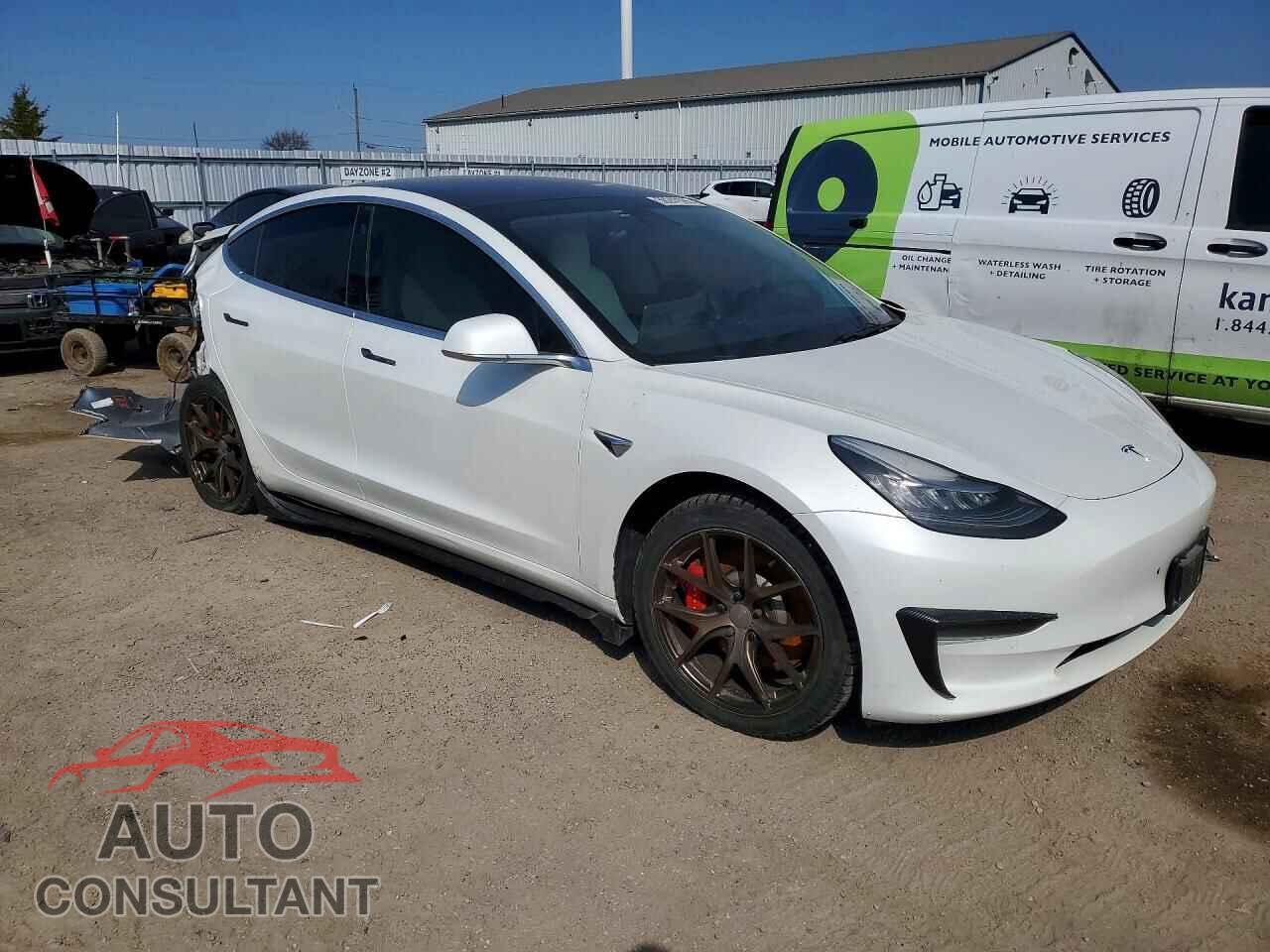 TESLA MODEL 3 2020 - 5YJ3E1EC5LF643618