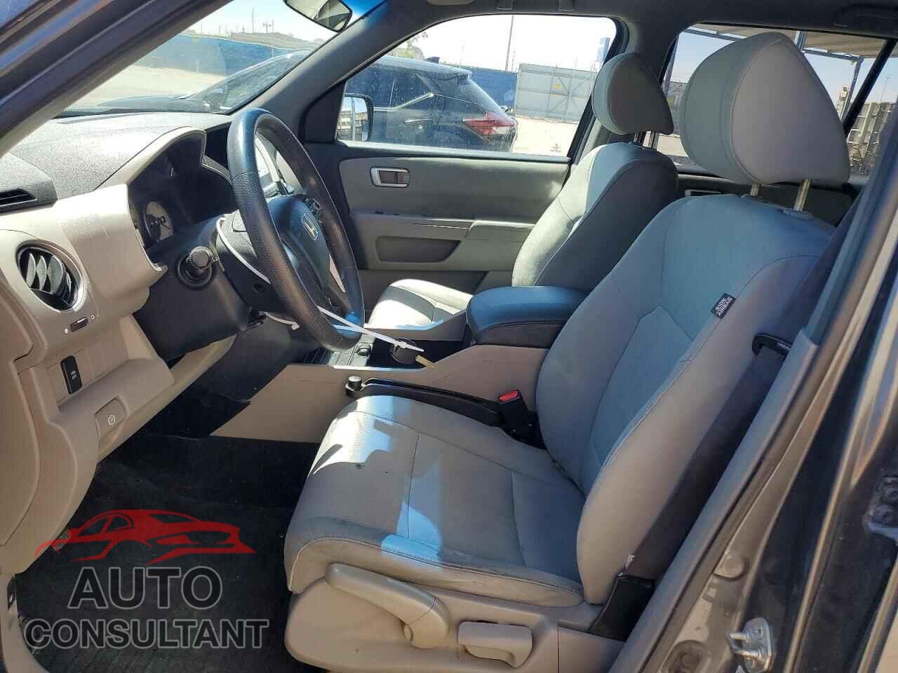 HONDA PILOT 2011 - 5FNYF4H20BB013477