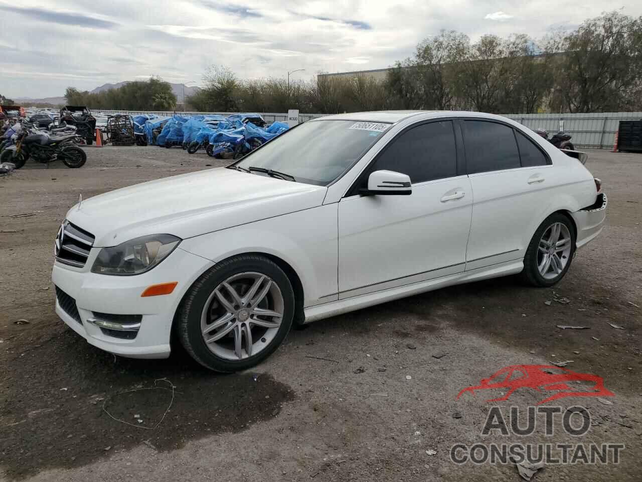 MERCEDES-BENZ C-CLASS 2014 - WDDGF4HB4EG217324