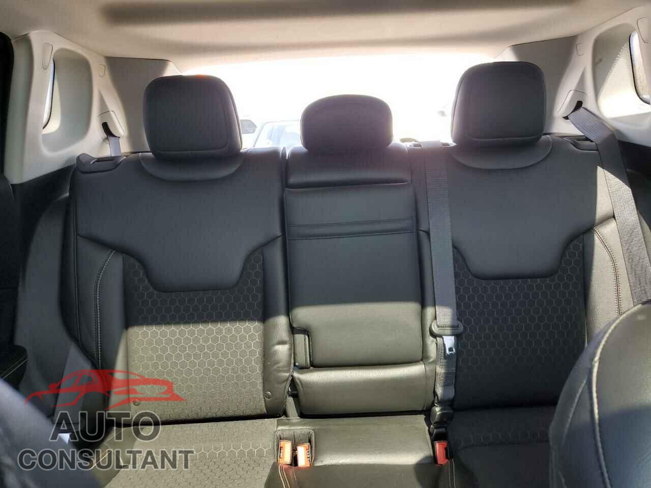 JEEP COMPASS 2018 - 3C4NJDBB2JT314259