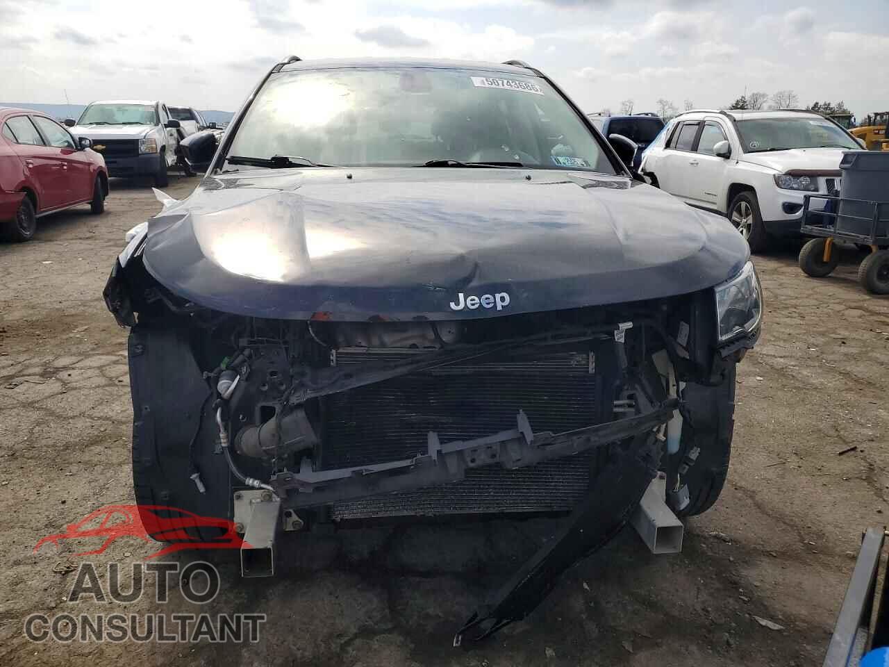 JEEP COMPASS 2018 - 3C4NJDBB0JT104145