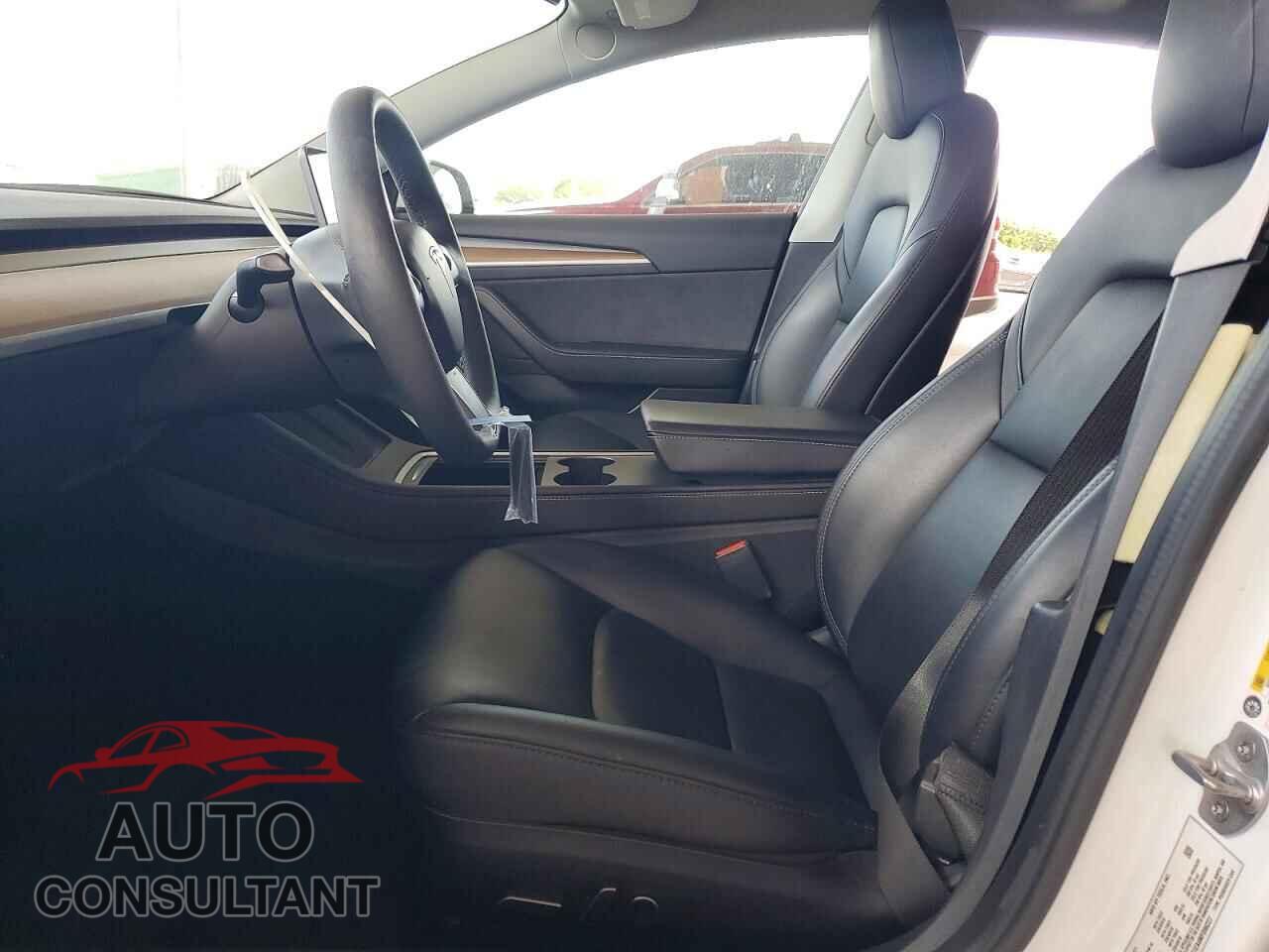 TESLA MODEL 3 2021 - 5YJ3E1EA4MF096227