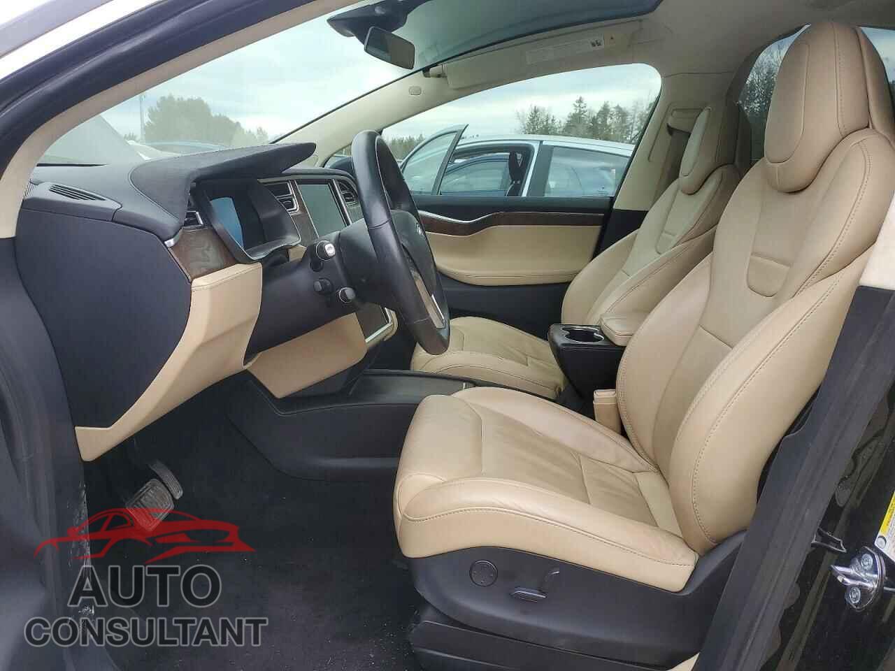TESLA MODEL X 2017 - 5YJXCDE24HF052333