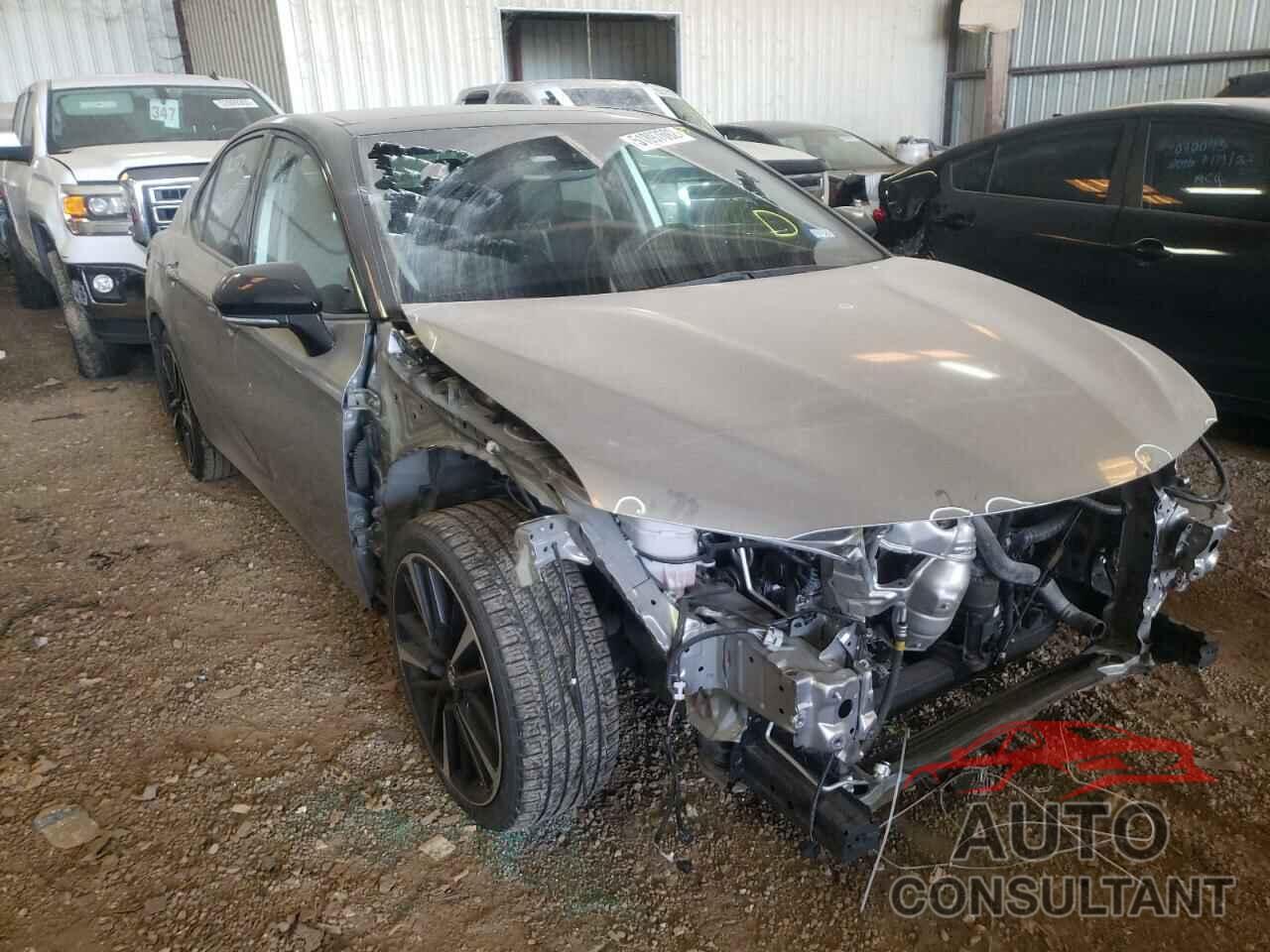 TOYOTA CAMRY 2019 - 4T1BZ1HK9KU026534