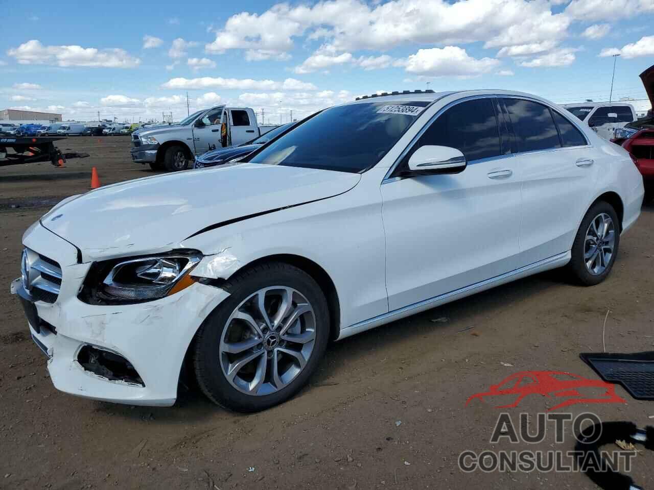 MERCEDES-BENZ C-CLASS 2018 - 55SWF4KB4JU258621