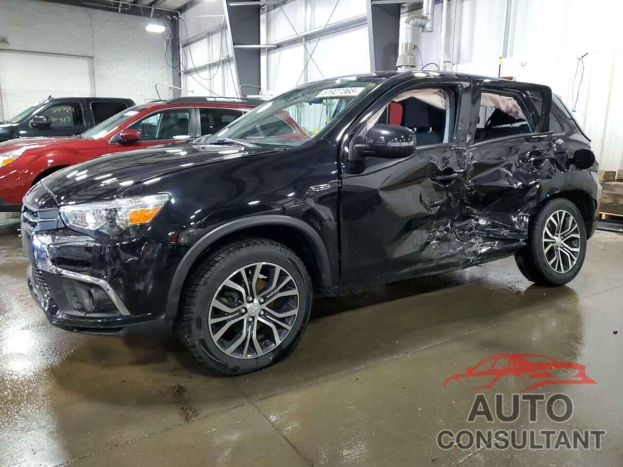 MITSUBISHI OUTLANDER 2018 - JA4AR3AU4JU018261