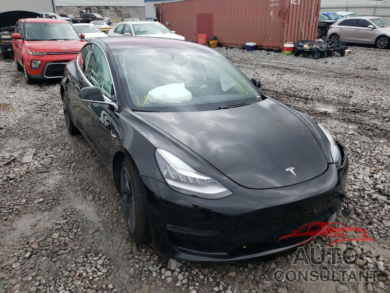 TESLA MODEL 3 2018 - 5YJ3E1EA9JF018750