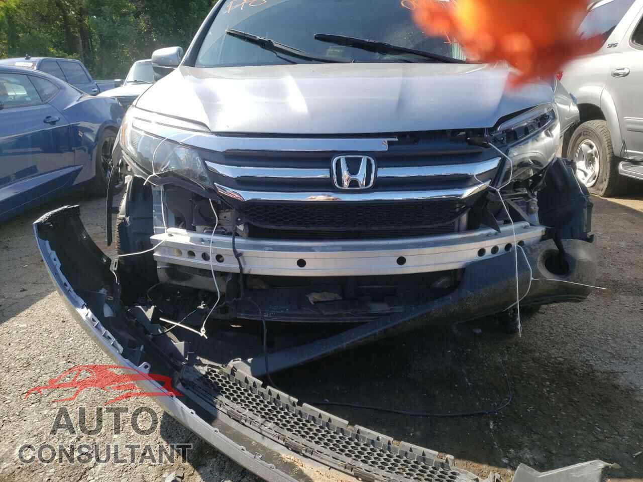 HONDA PILOT 2017 - 5FNYF5H51HB000522