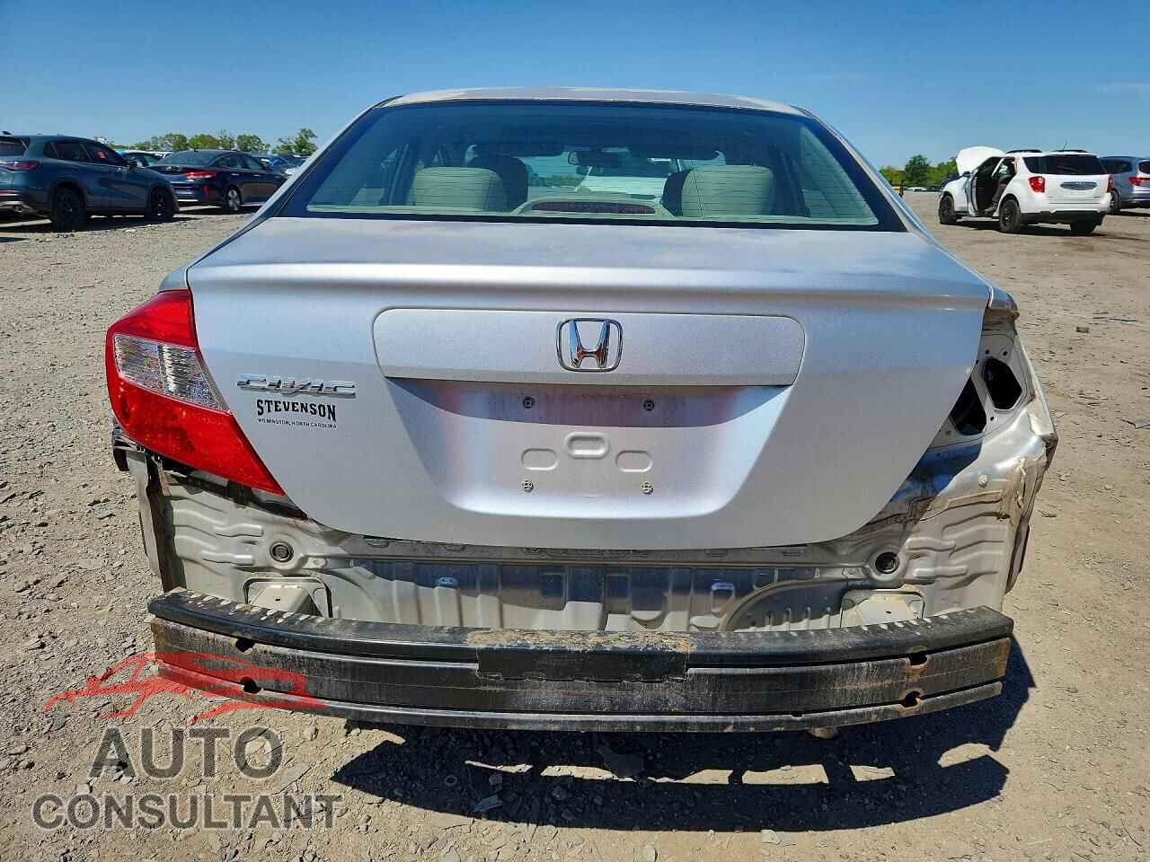 HONDA CIVIC 2012 - 2HGFB2F90CH322595