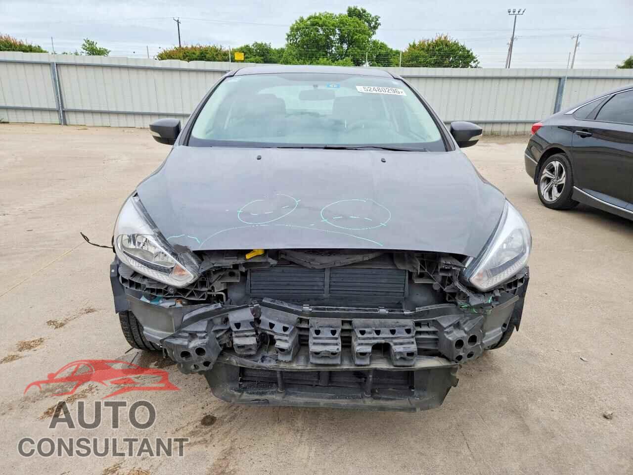 FORD FOCUS 2015 - 1FADP3F29FL218958