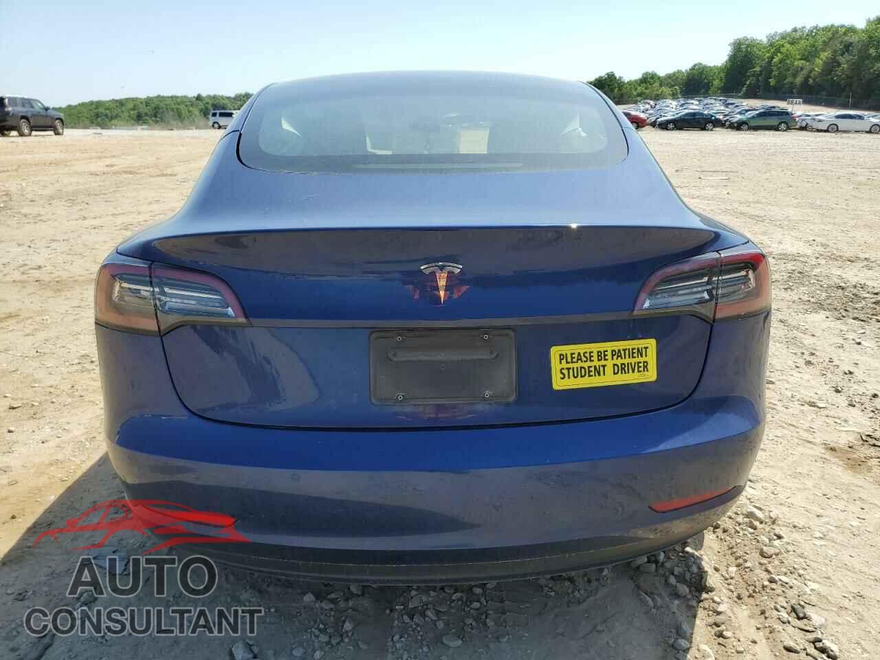 TESLA MODEL 3 2021 - 5YJ3E1EA4MF908206