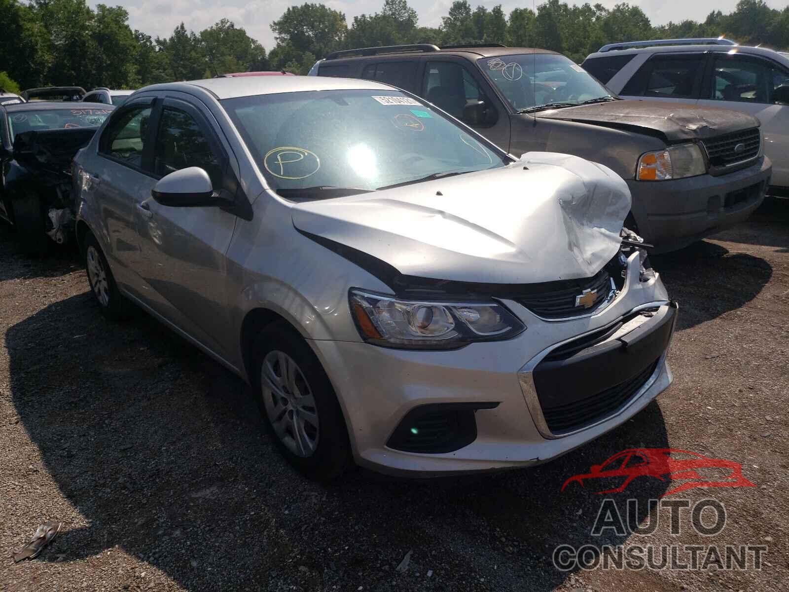 CHEVROLET SONIC 2017 - 1G1JA5SH9H4116702