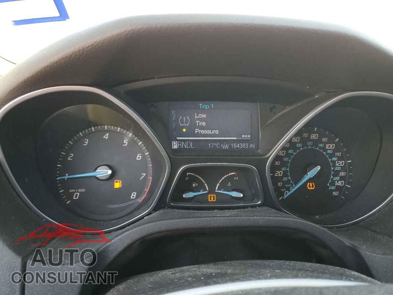 FORD FOCUS 2012 - 1FAHP3F23CL174243