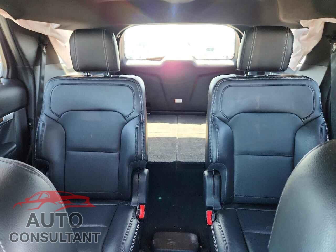 FORD EXPLORER 2018 - 1FM5K8F84JGB15880