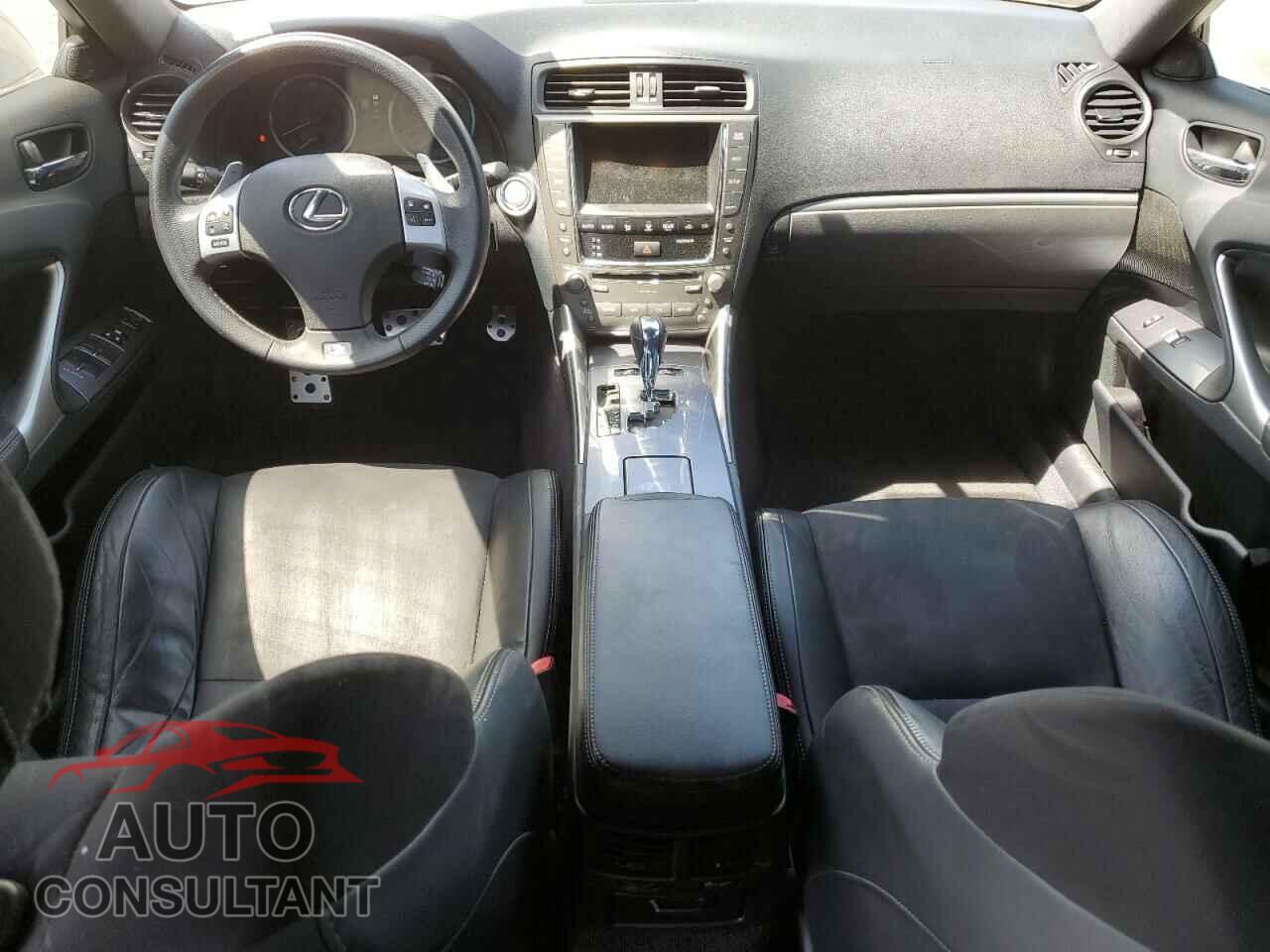 LEXUS IS 2011 - JTHBF5C21B5131900