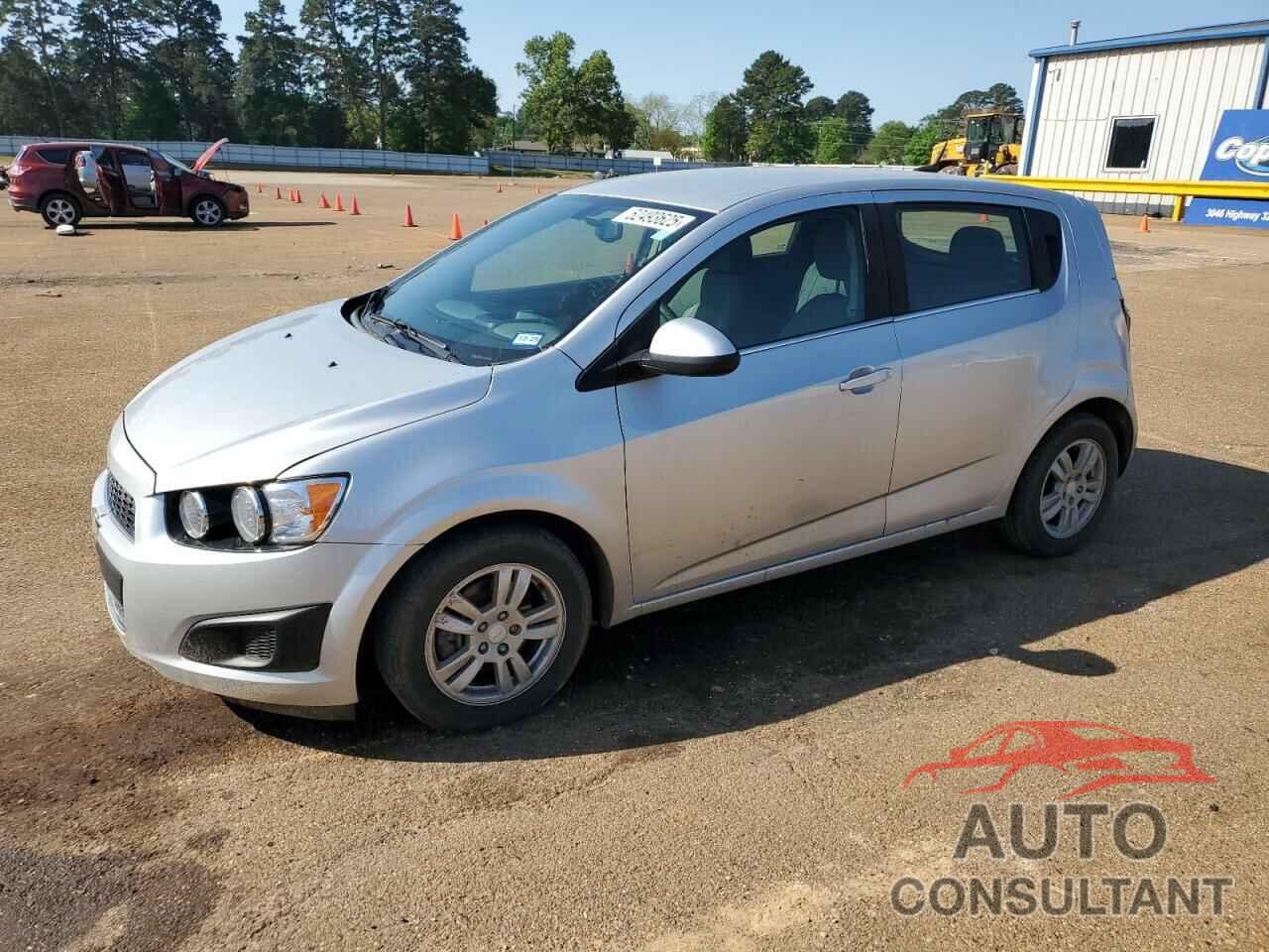 CHEVROLET SONIC 2014 - 1G1JC6SB7E4237932
