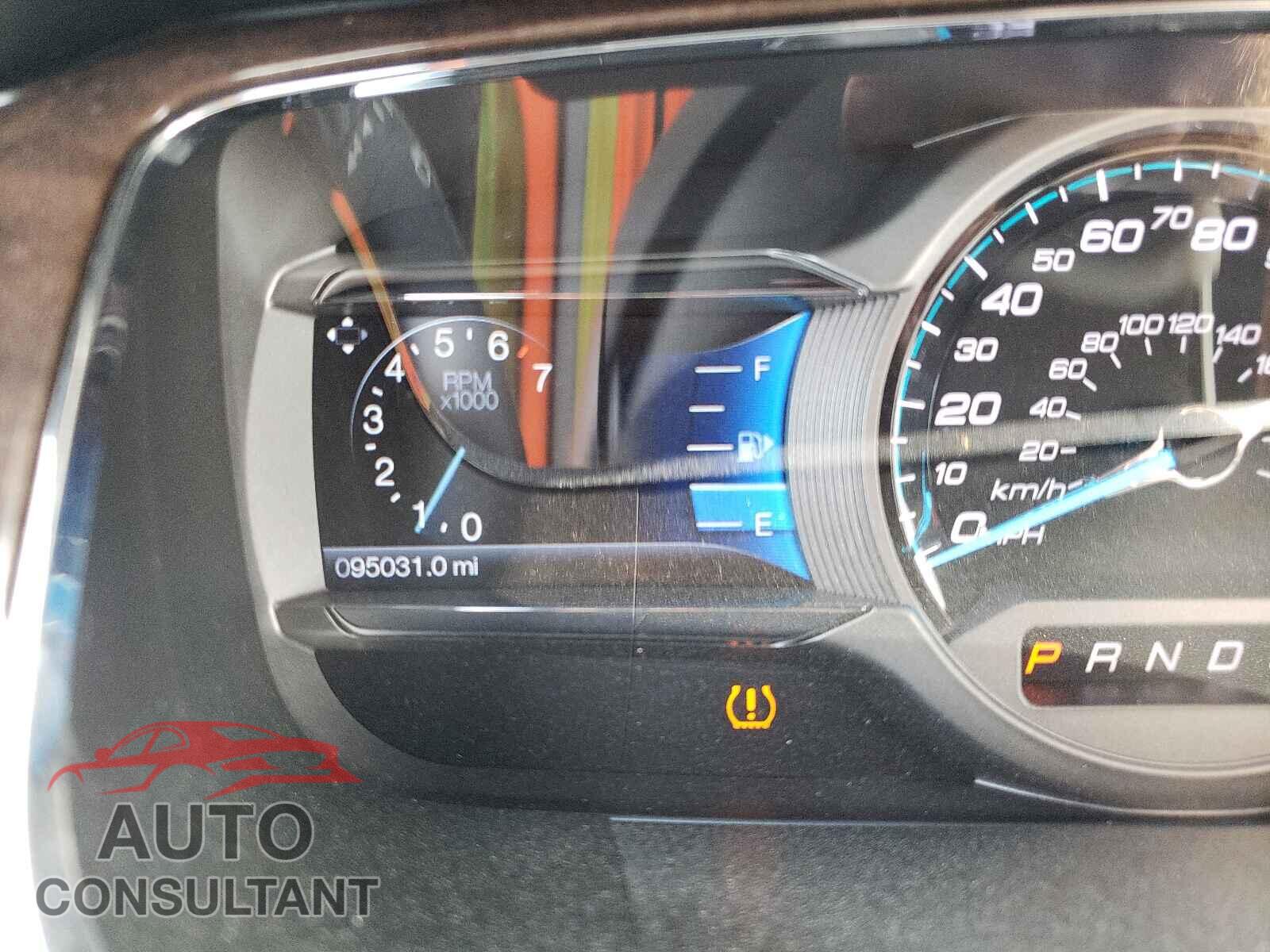 FORD TAURUS 2016 - 1FAHP2F85GG113117