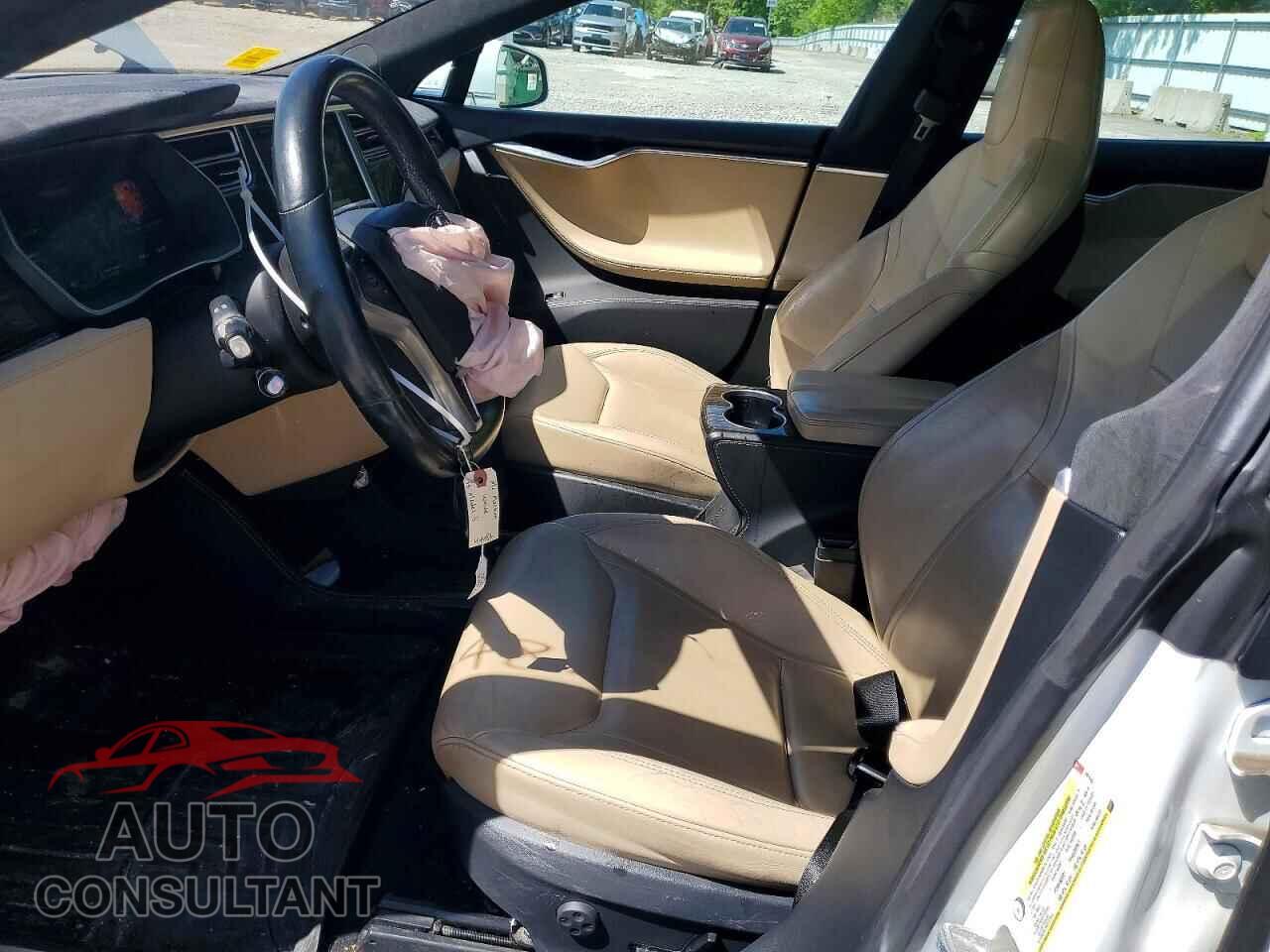 TESLA MODEL S 2015 - 5YJSA1H26FF091982