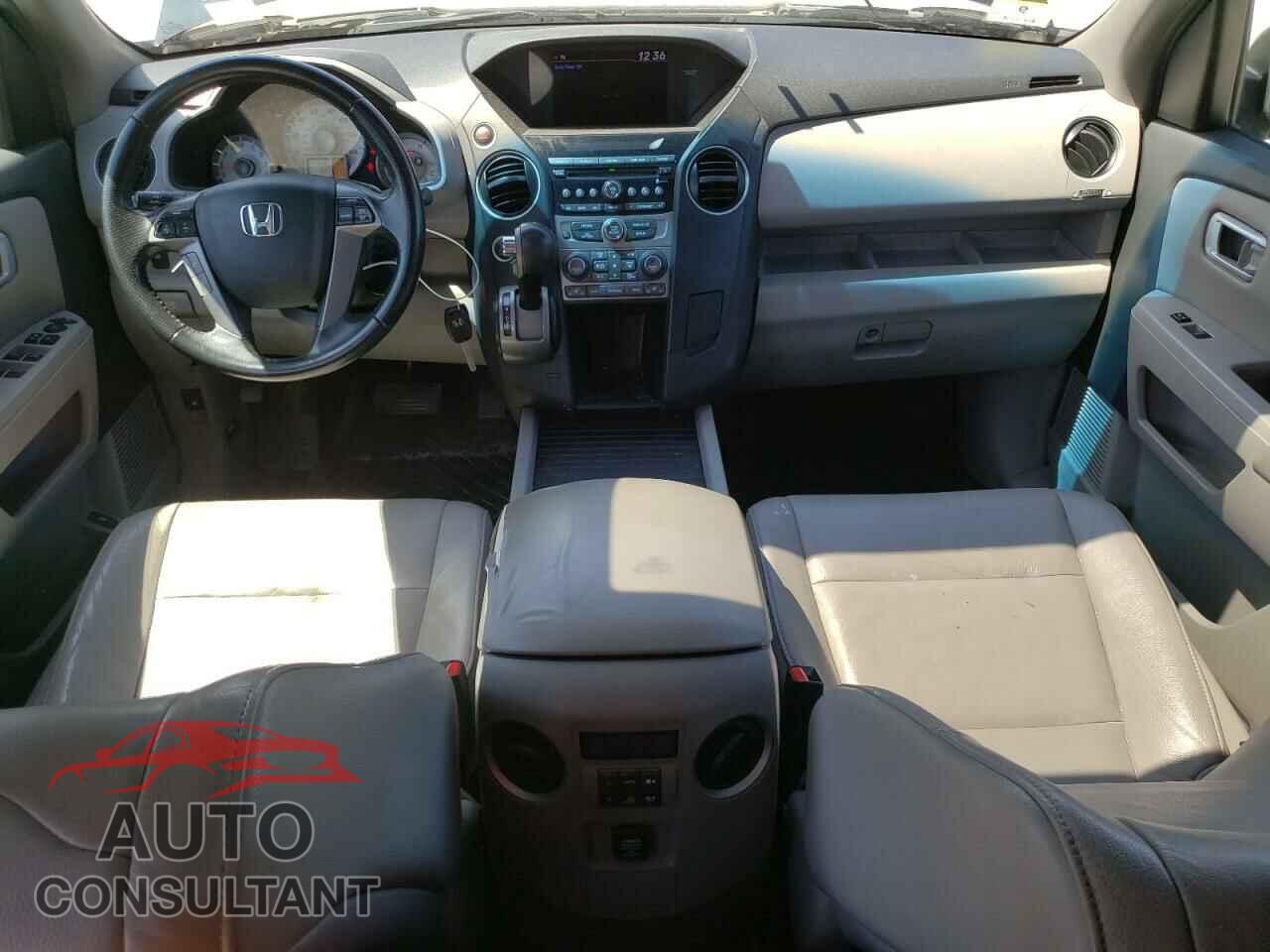 HONDA PILOT 2012 - 5FNYF4H58CB007647
