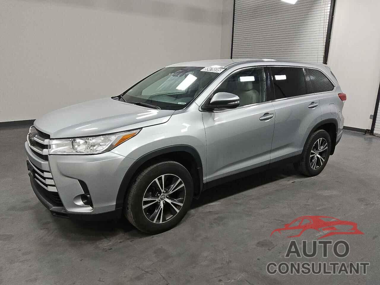 TOYOTA HIGHLANDER 2019 - 5TDBZRFH9KS945111