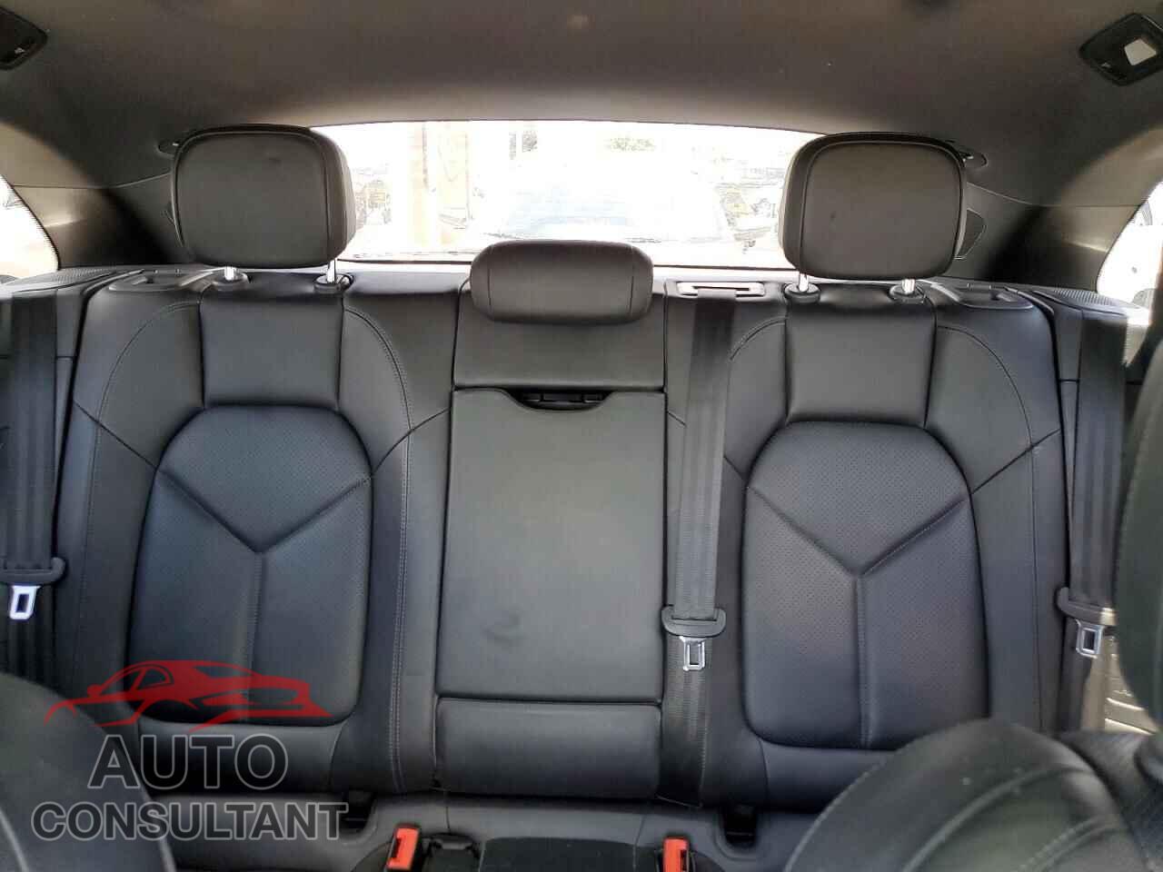 PORSCHE MACAN 2016 - WP1AB2A5XGLB55814