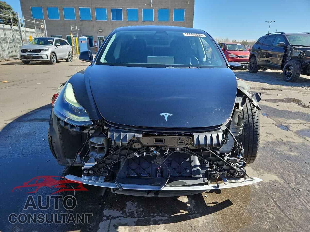 TESLA MODEL 3 2022 - 5YJ3E1EB5NF205661