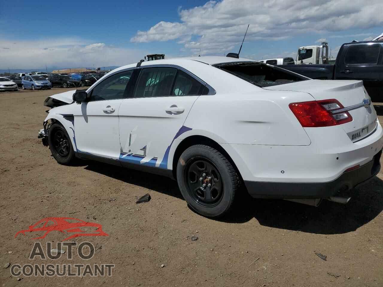 FORD TAURUS 2019 - 1FAHP2MK1KG111940
