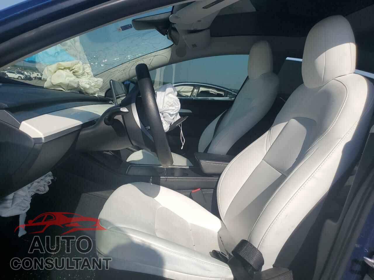 TESLA MODEL 3 2022 - 5YJ3E1EB8NF250738
