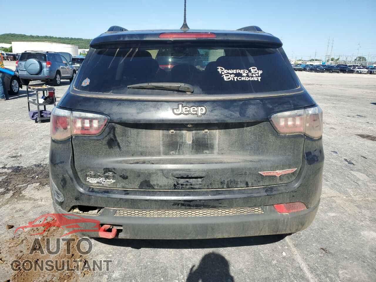 JEEP COMPASS 2019 - 3C4NJDDB0KT671826