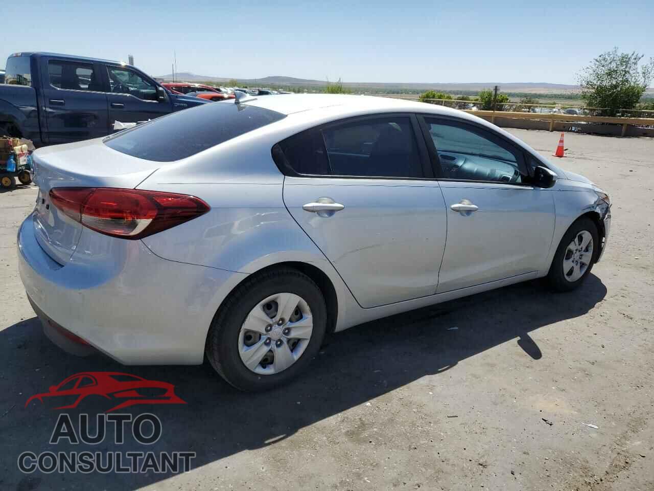 KIA FORTE 2017 - 3KPFL4A76HE123843
