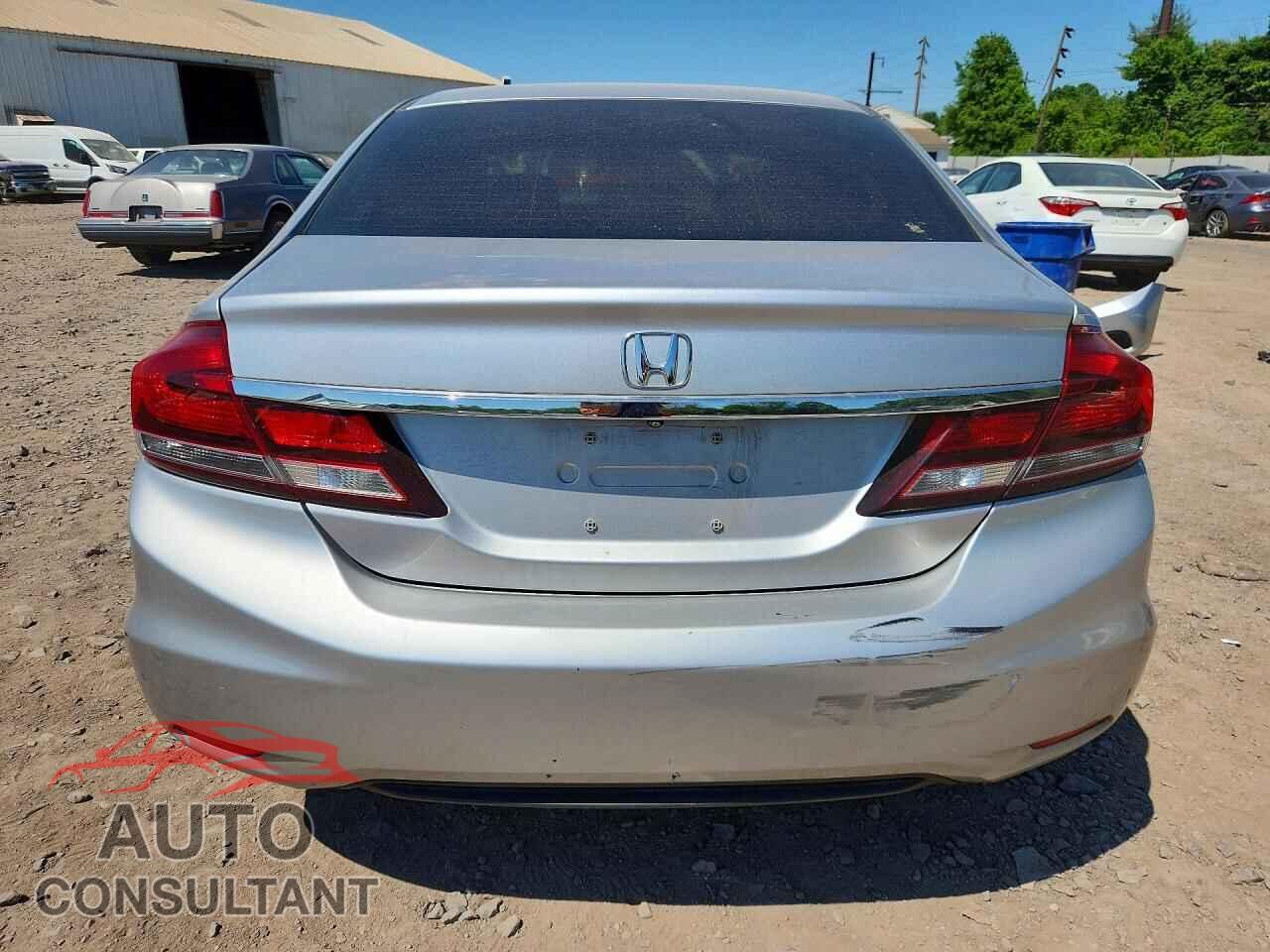 HONDA CIVIC 2014 - 19XFB2F87EE072194