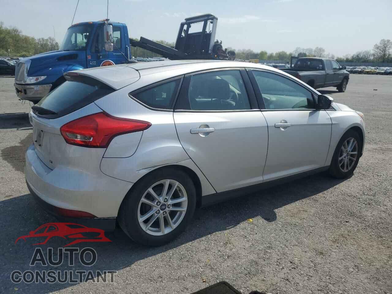 FORD FOCUS 2016 - 1FADP3K23GL287541