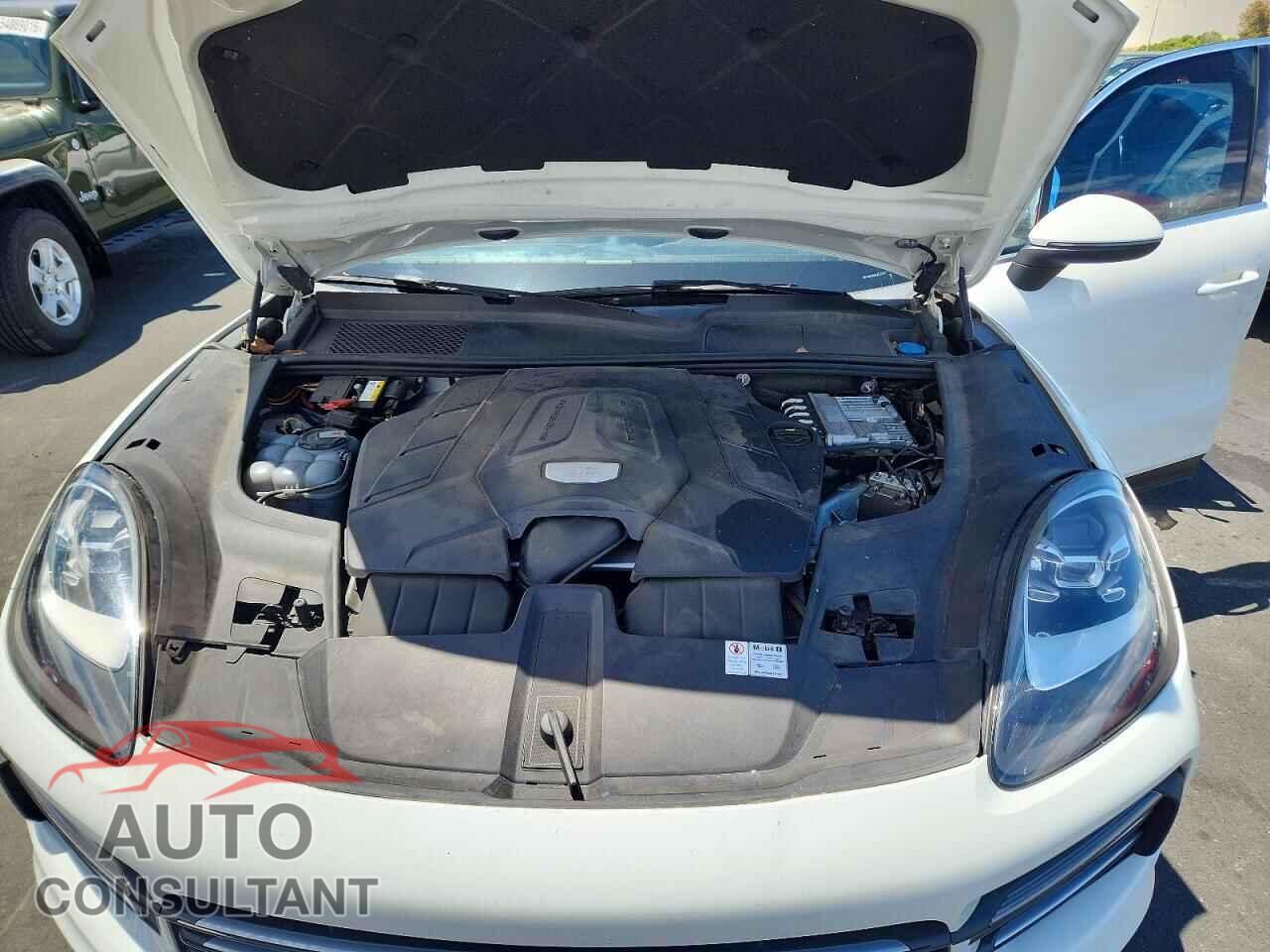 PORSCHE CAYENNE 2019 - WP1AA2AY1KDA12914
