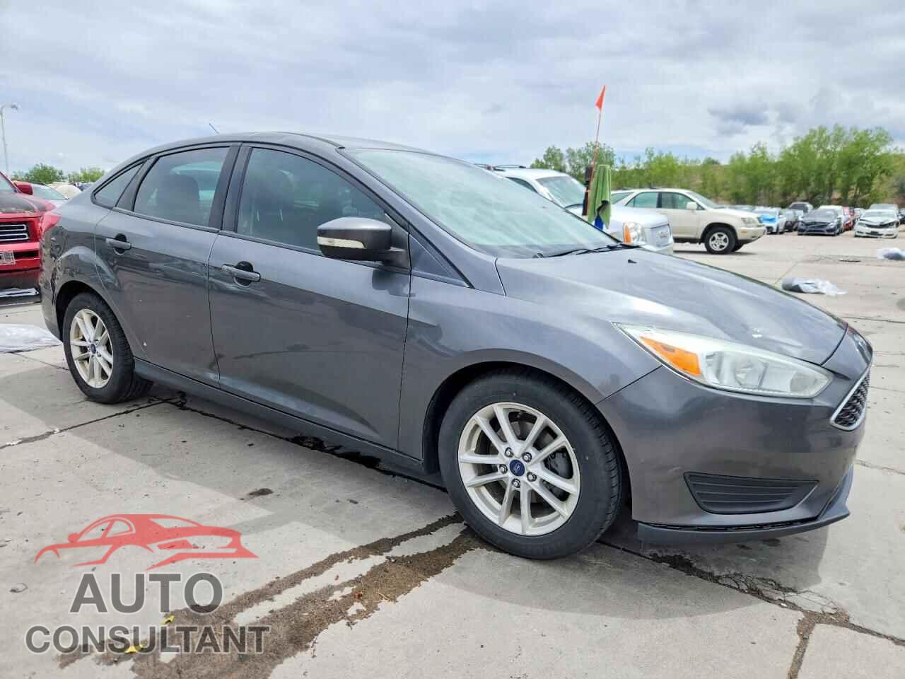 FORD FOCUS 2017 - 1FADP3F27HL245143