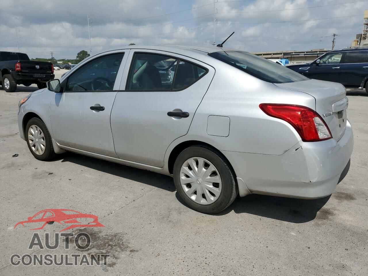 NISSAN VERSA 2017 - 3N1CN7AP2HL873320