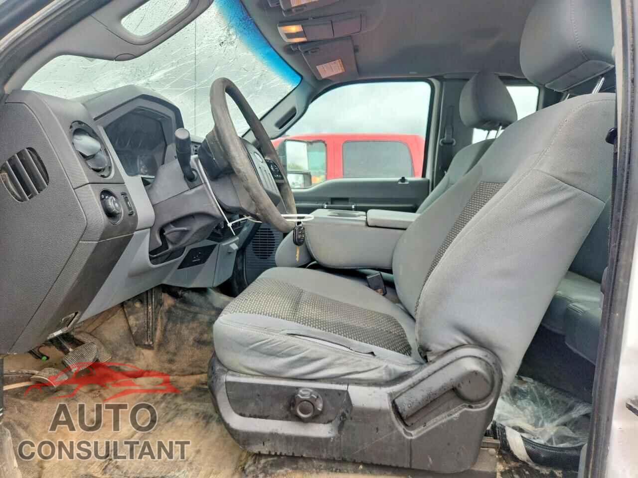 FORD F250 2013 - 1FT7X2B68DEA93575